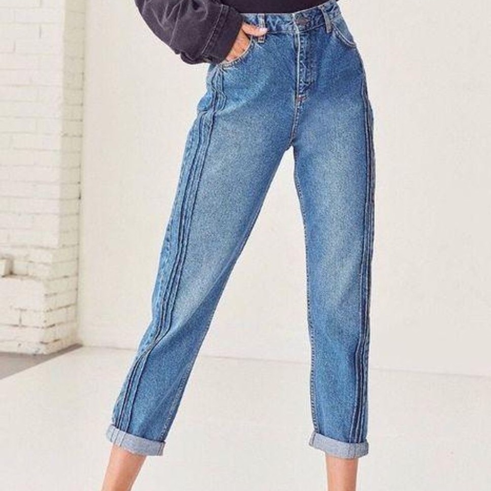 Urban Outfitters mom style jeans